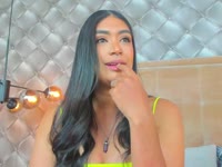 I am a safe woman of herself, flirtatious by nature and passionate about pleasure in all its forms. I love creating a real connection, where chemistry and desire are mixed without hurry. At first glance, my gaze will catch you; Then it will be my smile that will invite you to stay. I like to make you feel desired, special, unique. I am not just a pretty face or a body that causes: I am a complete experience, a living fantasy that knows exactly how to make you forget about the world.

With me, there are no scripts or hurry. Each match is a sensual game, where your wishes and mine intertwine without limits. If you are looking for something more than the typical, if you want to feel, explore and let yourself go ... then you know why you should come to see me.