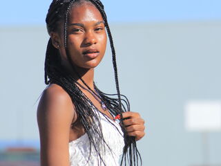 hot camhooker BellzRosee