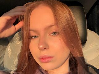 fingering girl chatroom ElizaBless