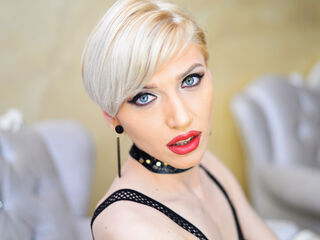 naked webcam girl EmmaAmstrong