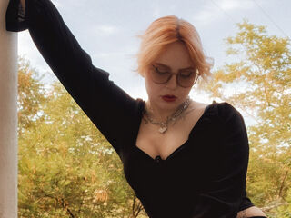 naked cam girl fingering pussy KaleighCollett