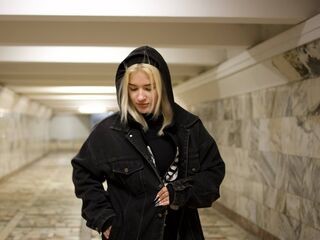hot naked webcam girl KiraHaverstick
