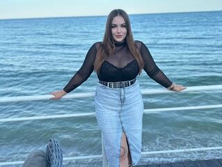 nude camgirl picture LeillaTvin