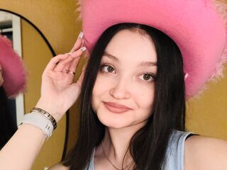 naked girl with live cam LorenaMalueg