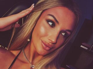 naked cam girl masturbating MeganHamillton