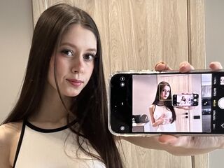 hot camwhore MelissaMelis