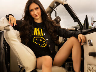 camwhore fingering pussy AlanaPearce