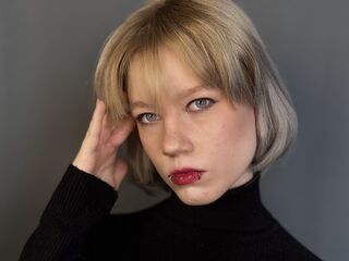 camgirl fingering wet pussy PolleMolle