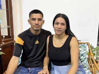 adult couple cam show LinaAndMateo