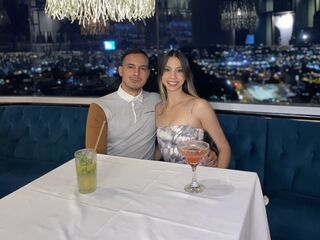 naughty camgirl with tight pussy fucked LizandRoberth