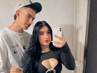 chat room free MelisaAndLogan