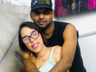 oral sex web cam show SadieAndJason