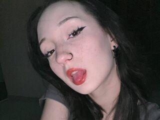 camgirl chat room AccaBelow