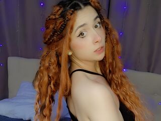 masturbating camgirl AdrianaClide