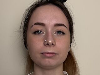 camwhore fingering pussy AftonHickey