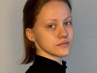 sexy webcamgirl pic AlainaCaveness