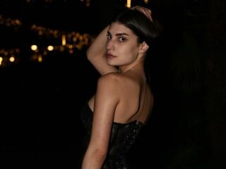 nude camgirl photo AlfredaTrisler