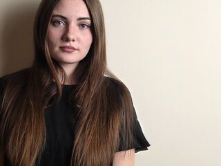 naked girl with webcam fingering AlfrediaRoubekas