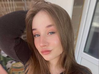 beautiful cam girl AliceTrenton