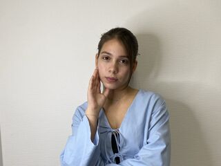 naked girl with webcam AlishiaCowlin