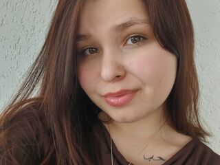 nude webcamgirl photo AliyaAssan
