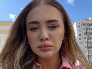 mastubating web cam girl AnnettaToran