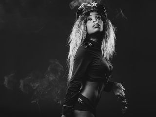 nude webcam girl picture AntonetteMoore