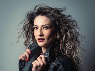 free nude cam AryTorres