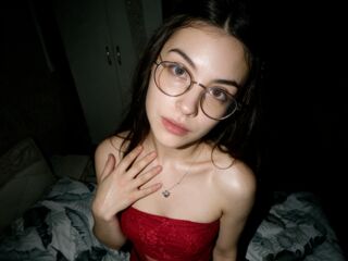 beautiful girl webcam AugustinaMoltz