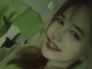 hot cam girl spreading pussy CamelliaVega