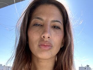 free live webcam sex CarisimaVictoria