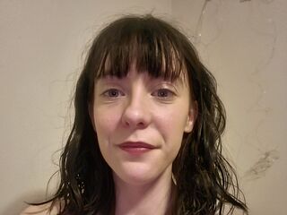 live sex webcam CharlotteAnne