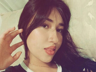 naked webcamgirl ClaireThomas