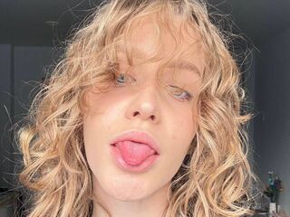 cybersex chat room DaniaGanis