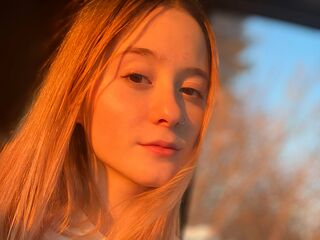 nude cam girl photo DarlenaBallew