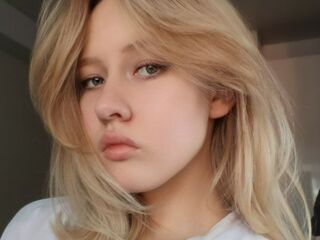 naked girl with webcam fingering DennyDucote