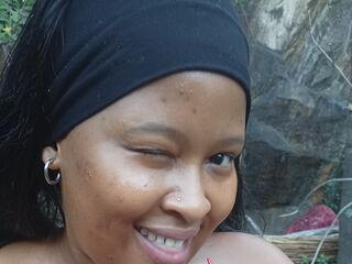 webcamphoto DoraPhillips