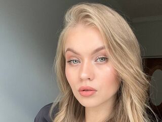 cam girl video chat ElaraBrooks