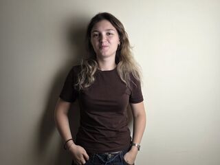 bedroom livecam ElishaBerbary