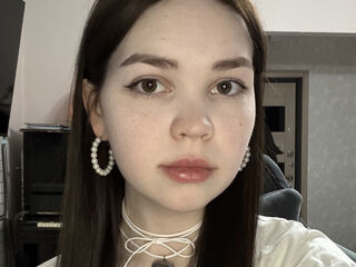 naked webcam girl video EmilyCarler