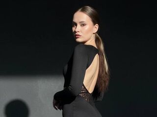 hot girl cam picture EmilyGiffin