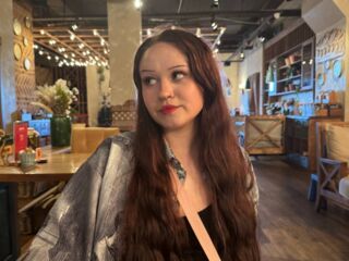 naked girl with cam fingering EmilyGreek