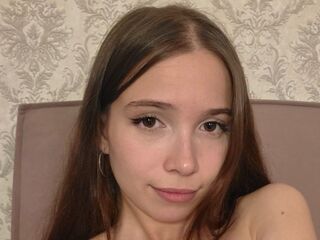 cam girl playing with dildo EvaDunmore