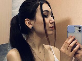 hot naked webcam girl EvelynneKayratte