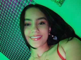 streaming live webcam HannahHerrera