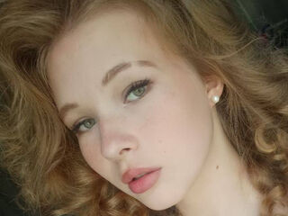 shower web cam IllaPytlewski