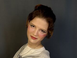 adult liveshow IrisKemp