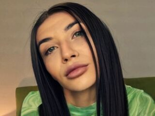 cambitch JanneMaine