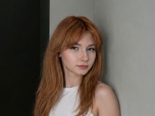 spy webcam JeniceRadulescu