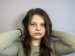 cam girl playing with dildo JoaquinaSwayne